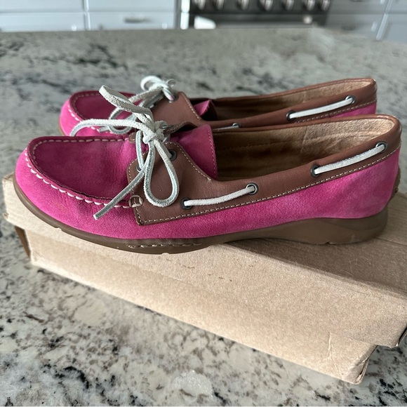 Pink and Brown Suede Loafers with White Laces Aerosols - Picture 4 of 6